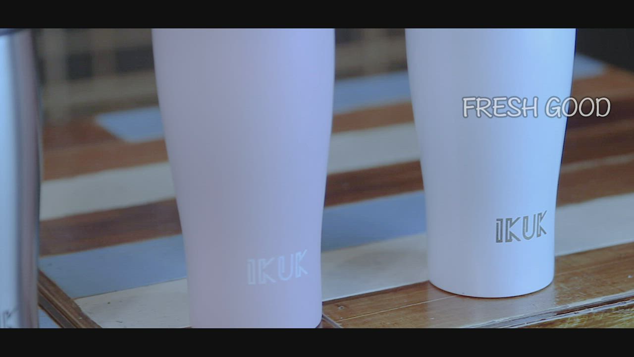 【IKUK艾可】真陶瓷內膽保溫杯彈蓋520ml保溫瓶(大容量彈蓋保溫杯) product video thumbnail